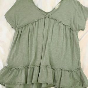 Altar’d state sage tee 🌿